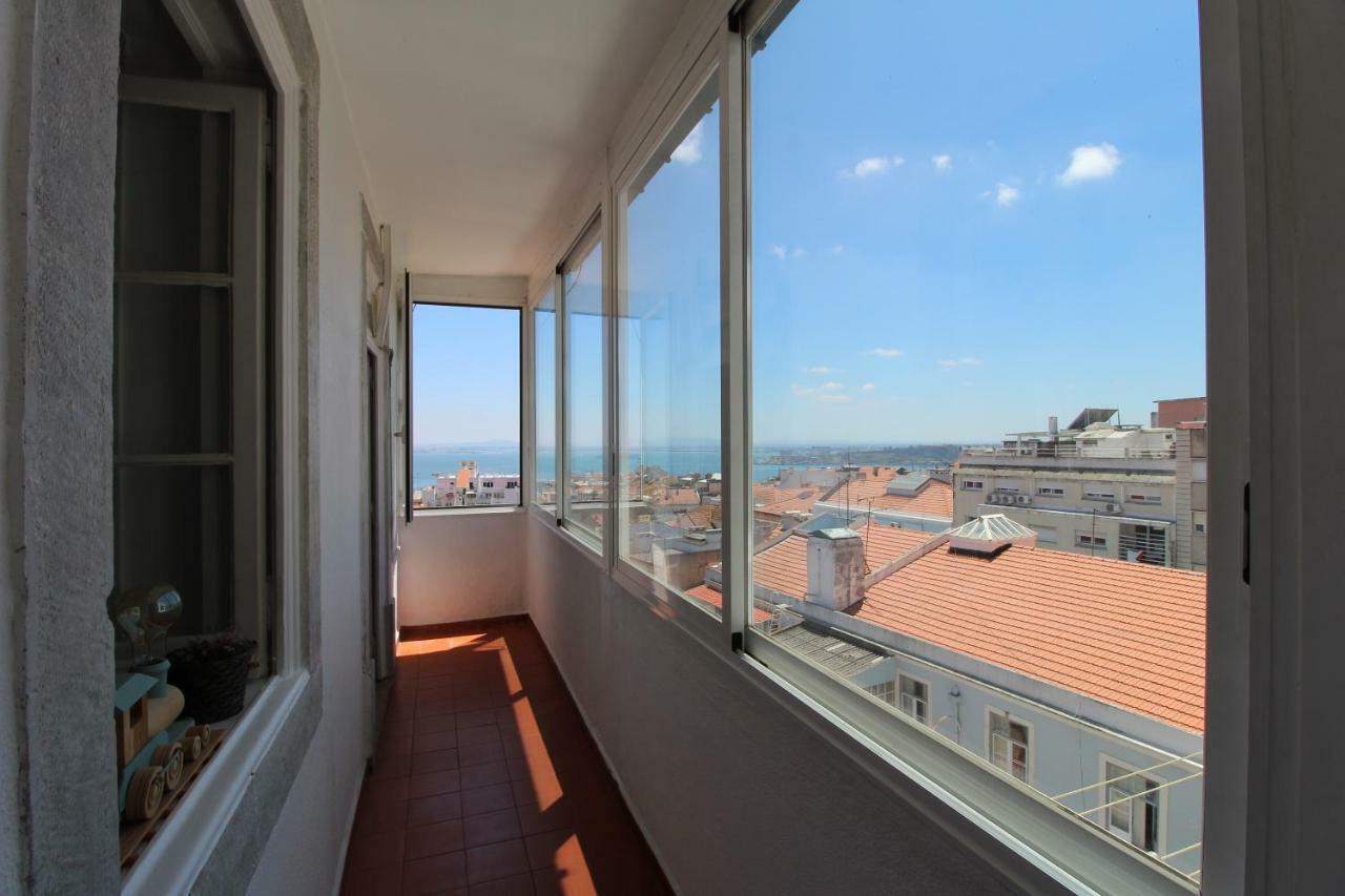 Estrela Penthouse - Amazing Views Apartment Lisbon Exterior photo